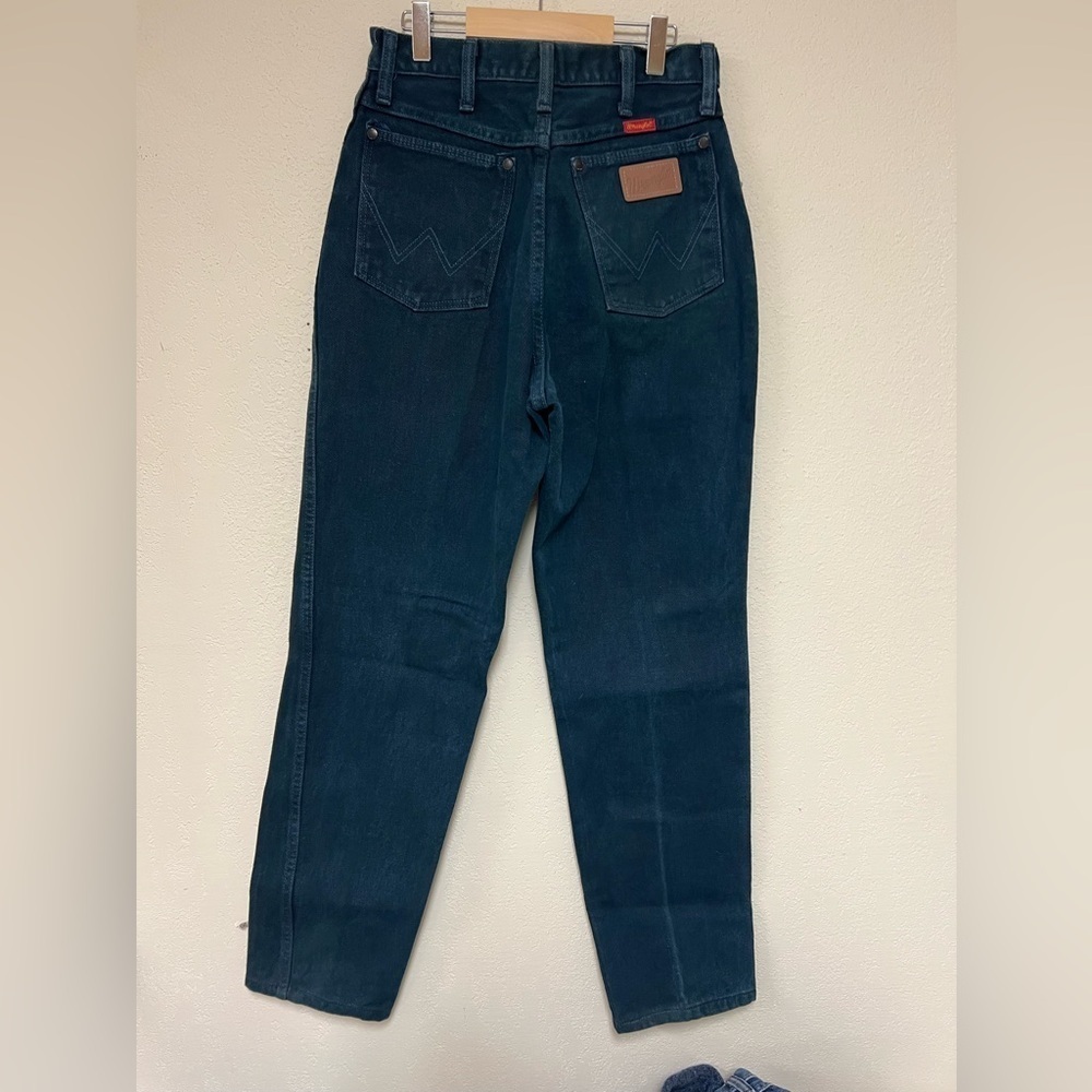Wrangler Women’s high rise indigo/teal wash straight leg jeans